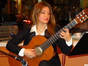 Irene Gomez with Contreras Guitar