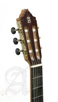 Alhambra 9P-US Classical Guitar, Solid Wood Top and Sides, Concert