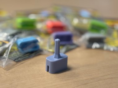 Dr. Duck's Power String Winder Attachment, assorted colors