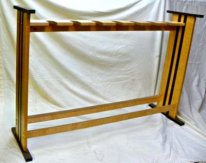 Hand Crafted 7 Guitar Stand Maple/Wenge by A440 Construction