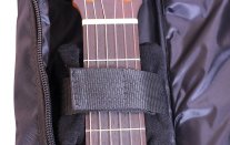 Kremona S44C OP Soloist Solid Cedar Top 1/4 Classical Guitar & Gig Bag