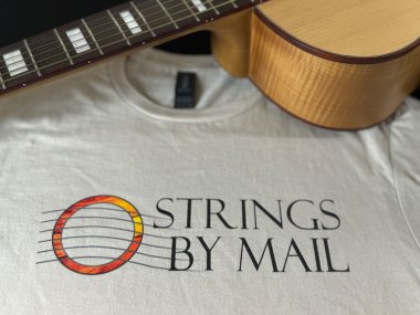 Strings By Mail Cotton T-Shirt Sand, Large