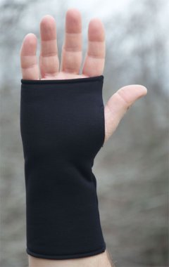 Wristies Performance Adult Large, Black
